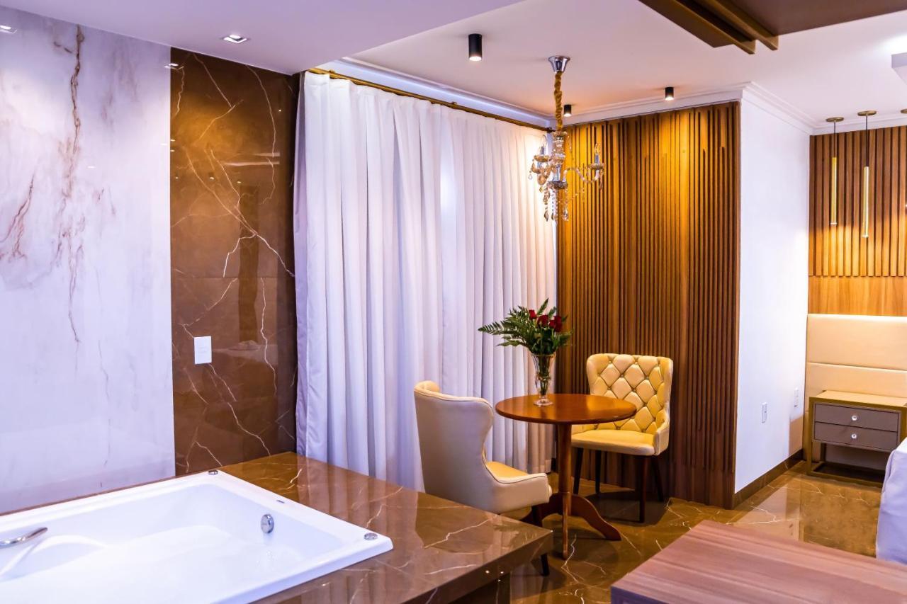 Hotel Ellus